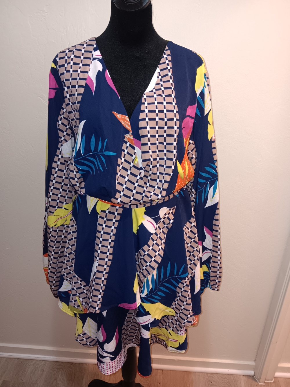 Navy Floral Print V-Neck Wrap Tunic